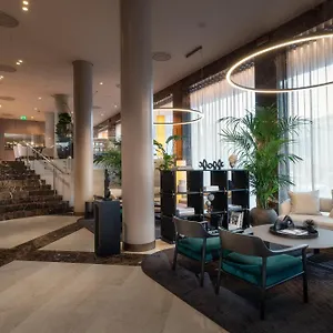 crowne-plaza-milan-city.italymilanhotels.net/