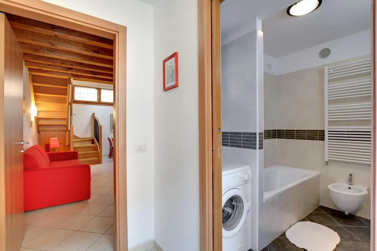 Lagoon Apartment Venedig 0*,