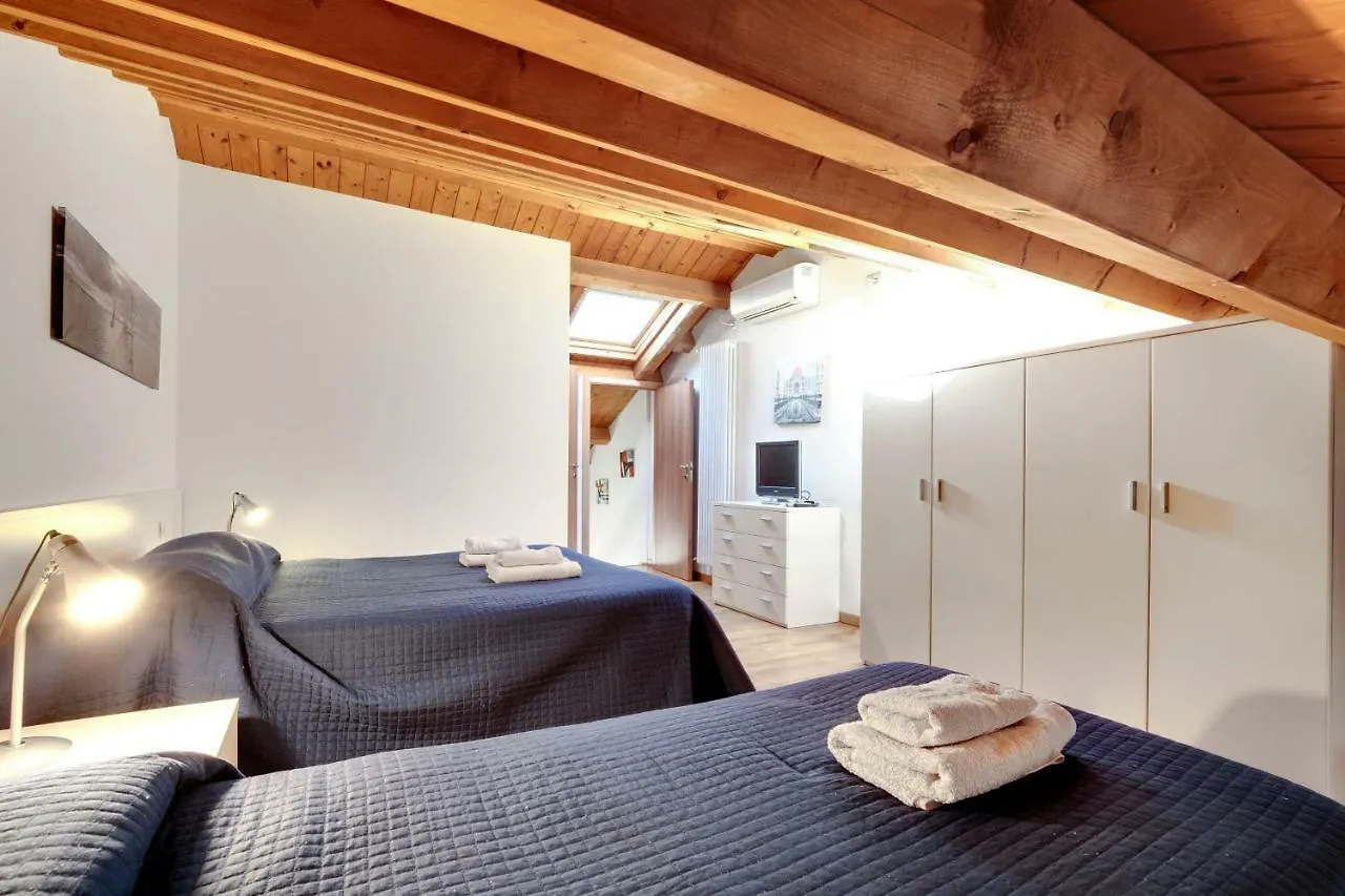 Lagoon Apartment Venedig 0*,